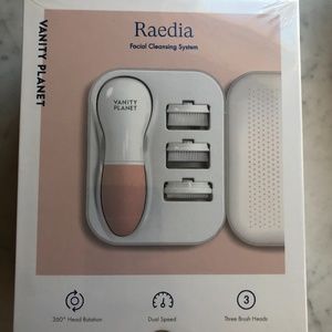 Raedia Facial Cleansing Brush